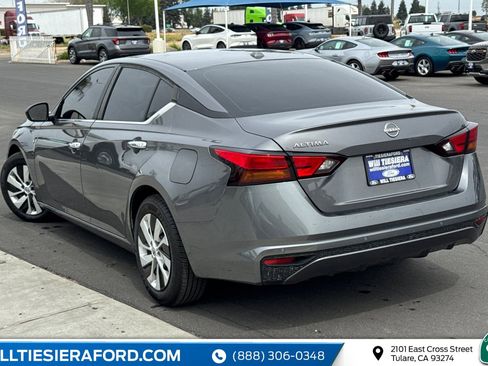 Used 2025 Nissan Altima 2.5 S image 5