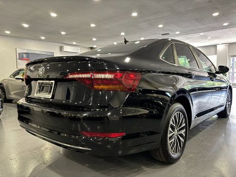 Used 2019 Volkswagen Jetta R-Line FWD image 7
