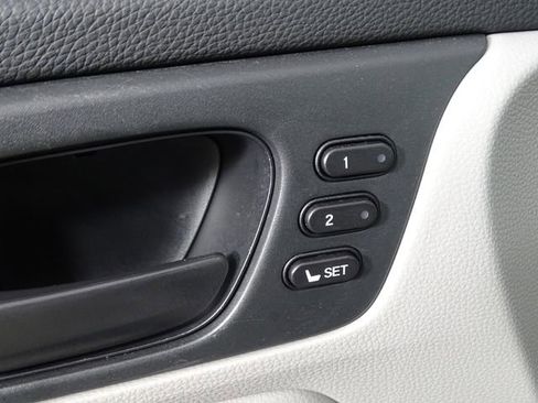 Used 2023 Honda Odyssey EX-L image 18