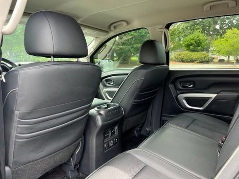 Used 2019 Nissan Titan PRO-4X AWD/4WD image 15