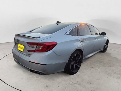 Used 2021 Honda Accord Sport image 3