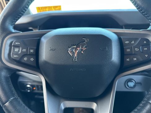 Used 2022 Ford Bronco Black Diamond image 24