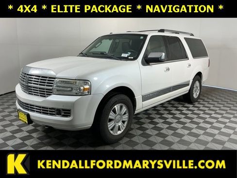 Used 2010 Lincoln Navigator L Base image 1