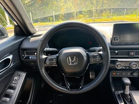 Used 2025 Honda Civic Sport image 18