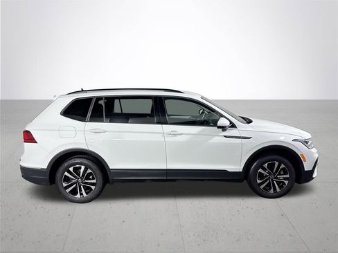 Certified 2023 Volkswagen Tiguan S image 6