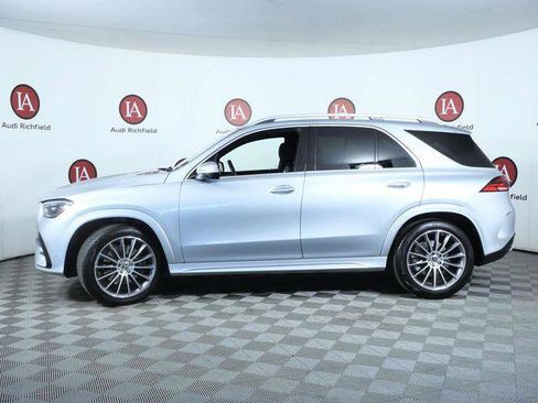 Used 2024 Mercedes-Benz GLE 450 4MATIC image 5