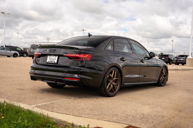 Used 2024 Audi S4 Prestige AWD/4WD image 7