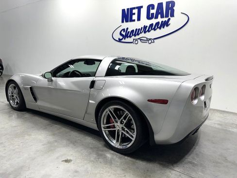 Used 2008 Chevrolet Corvette Z06 w/ Preferred Equipment Group RWD image 9