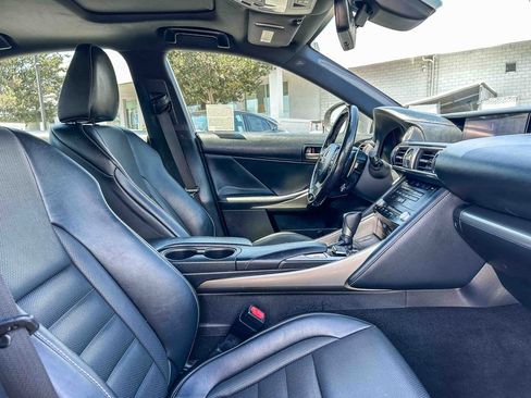 Used 2017 Lexus IS 350 F Sport w/ F Sport Package RWD image 19
