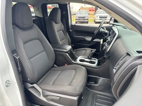 Used 2022 Chevrolet Colorado LT w/ Fleet Safety Package image 10