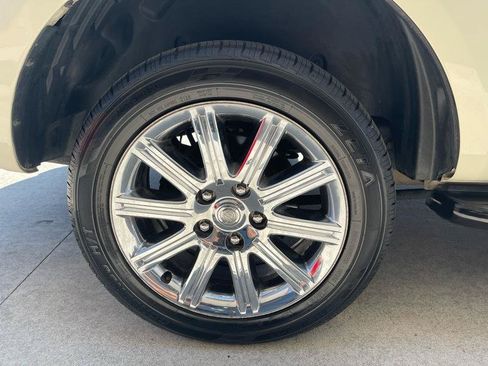 Used 2007 Chrysler Aspen Limited AWD/4WD image 21