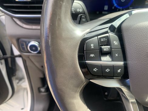 Used 2021 Ford Explorer Platinum w/ Equipment Group 601A AWD/4WD image 19