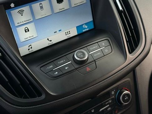 Used 2019 Ford Escape SEL image 25