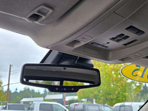 Used 2015 GMC Sierra 3500 Denali w/ Duramax Plus Package image 25