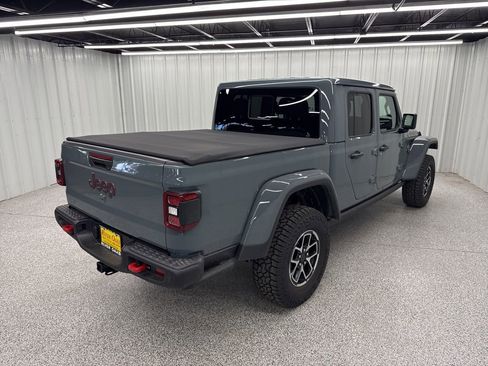 New 2025 Jeep Gladiator Rubicon image 5
