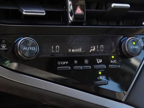 Used 2024 Toyota Camry XSE FWD image 23