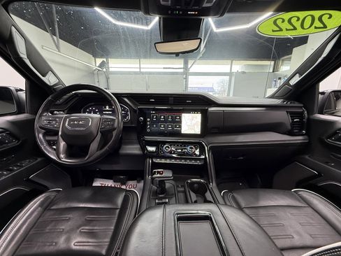 Used 2022 GMC Sierra 1500 AT4X image 17