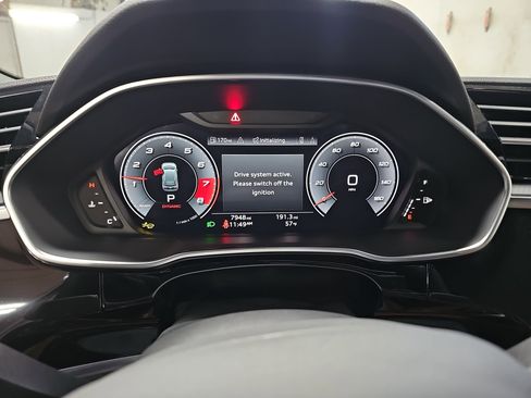 Used 2024 Audi Q3 2.0T Premium Plus image 20