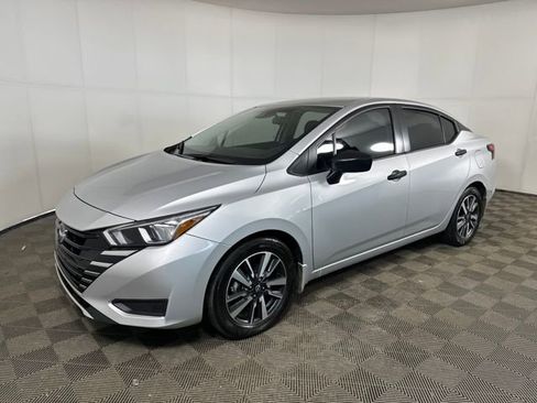 Used 2024 Nissan Versa S w/ S Plus Package image 7