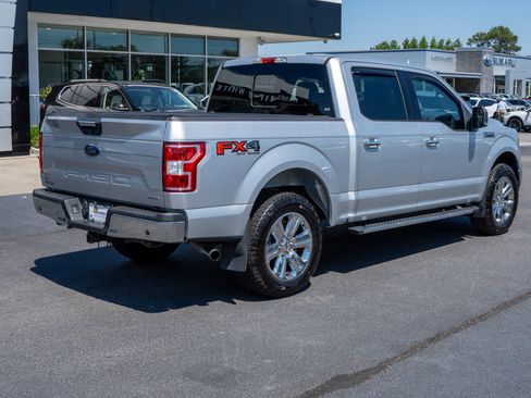 Used 2018 Ford F150 XLT w/ Equipment Group 302A Luxury AWD/4WD image 3