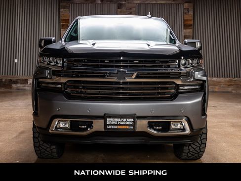 Used 2021 Chevrolet Silverado 1500 High Country w/ Technology Package image 4