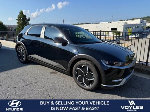 Used 2024 Hyundai Ioniq 5 SEL RWD image 1