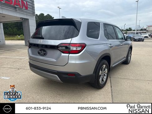 Used 2025 Honda Pilot EX-L image 7