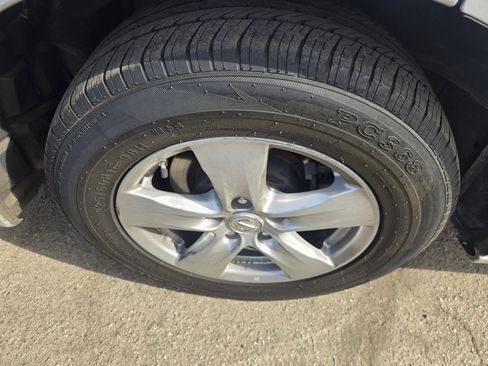 Used 2015 Nissan Quest SV image 33