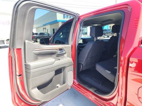 Used 2024 Chevrolet Silverado 1500 RST w/ Z71 Off-Road Package image 27