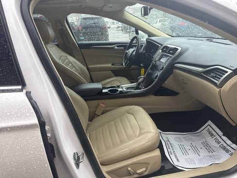 Used 2013 Ford Fusion SE image 7