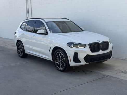 Used 2023 BMW X3 xDrive30i AWD/4WD image 3