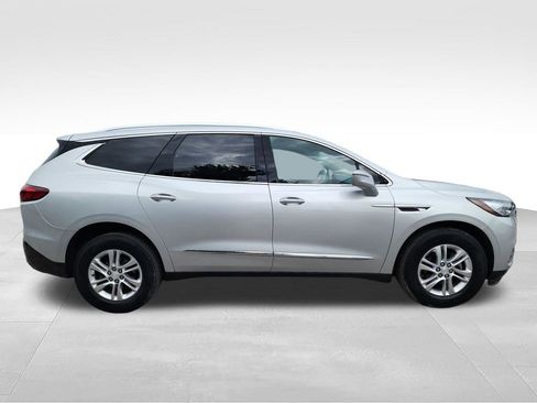 Used 2019 Buick Enclave Essence FWD image 10