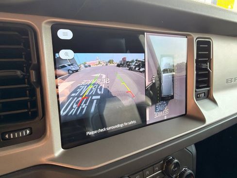 Used 2025 Ford Bronco Outer Banks AWD/4WD image 23