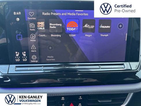 Used 2024 Volkswagen Atlas Peak Edition SE AWD/4WD image 13