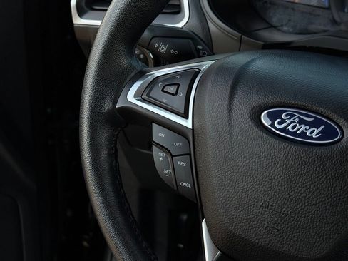 Used 2023 Ford Edge SEL AWD/4WD image 8