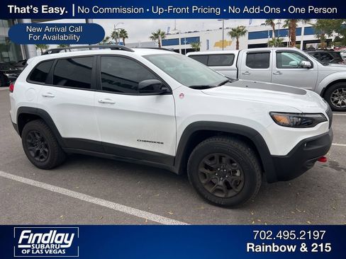 Used 2022 Jeep Cherokee Trailhawk w/ Comfort/Convenience Group image 4