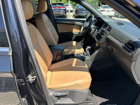 Certified 2023 Volkswagen Tiguan SE AWD/4WD image 35