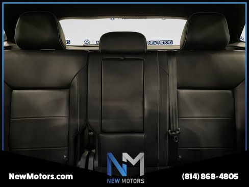 Used 2021 Volkswagen Atlas Cross Sport SE w/ Panoramic Sunroof Package AWD/4WD image 13