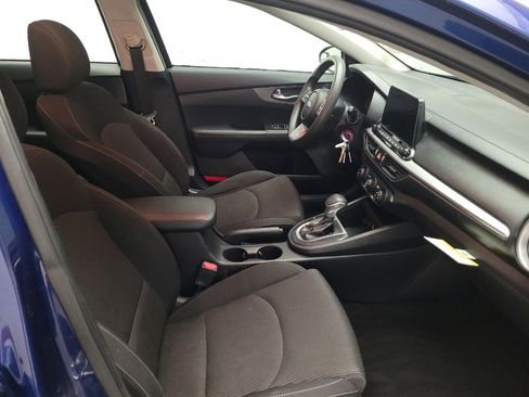 Used 2020 Kia Forte LXS FWD image 21