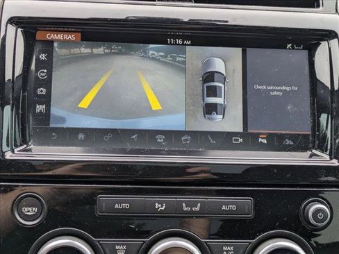 Used 2017 Land Rover Discovery HSE AWD/4WD image 15