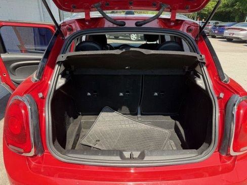 Used 2018 MINI Cooper 4-Door Hardtop FWD image 13