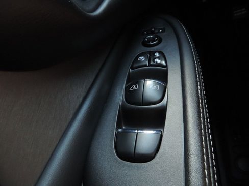 Used 2022 Nissan Murano SL w/ SL Moonroof Package image 27