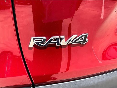 Used 2024 Toyota RAV4 XLE w/ Convenience Package AWD/4WD image 31