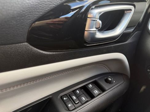 New 2026 Jeep Compass Limited image 28