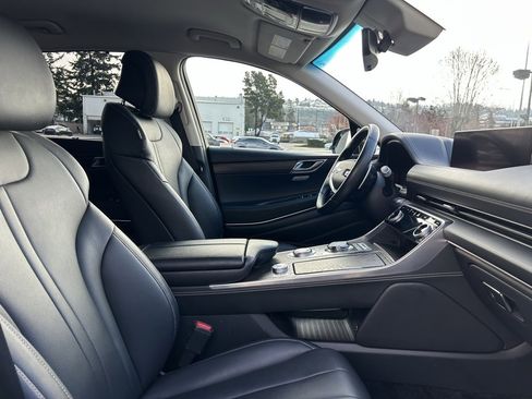 Used 2024 Genesis GV80 2.5T image 16