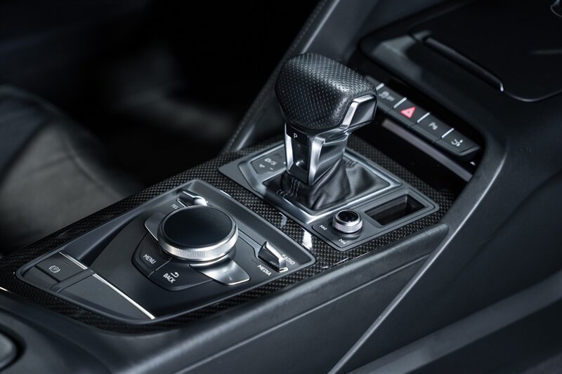 Used 2018 Audi R8 V10 RWD image 56