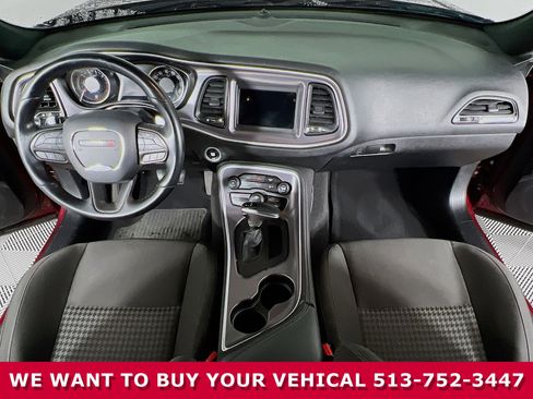 Used 2020 Dodge Challenger R/T image 17