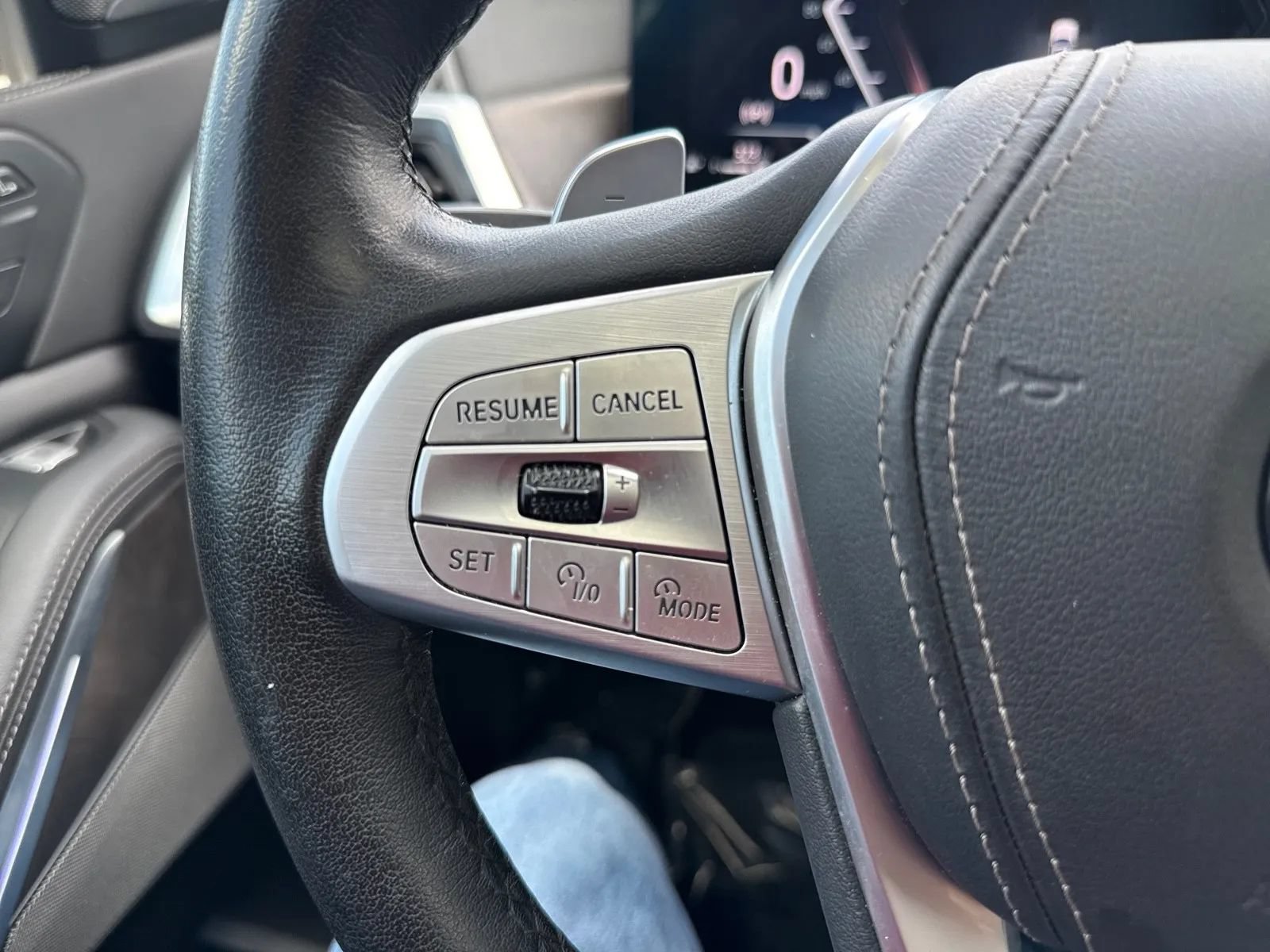 Used 2025 BMW X7 xDrive40i AWD/4WD image 24
