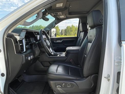 Used 2024 GMC Sierra 2500 Denali w/ Denali Reserve Package AWD/4WD image 39