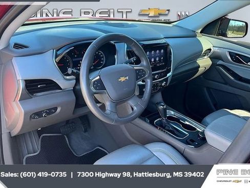 Certified 2020 Chevrolet Traverse LT image 12
